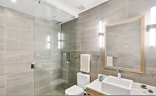 Luxury Villa Hot Tub Ocean Views Fully Staffed