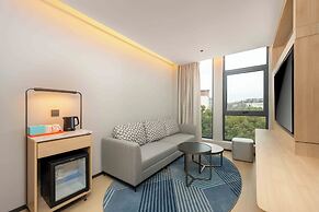 Holiday Inn Express Shanghai PVG Zhuqiao By Ihg