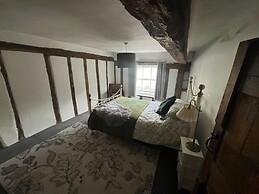 Harleston Cottage Norfolk / Suffolk Border