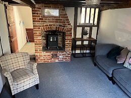 Harleston Cottage Norfolk / Suffolk Border