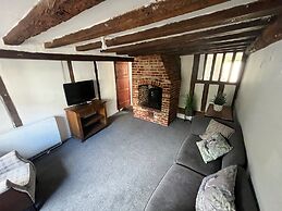 Harleston Cottage Norfolk / Suffolk Border