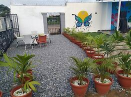 Everlasting Hotels and Garden