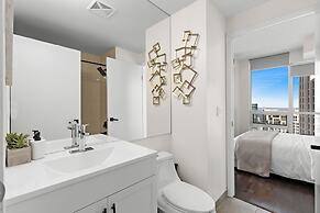 Toronto Waterfront Stay