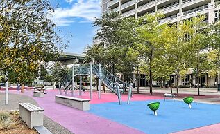 Toronto Waterfront Stay