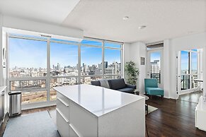 Toronto Waterfront Stay