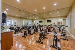 New Cozy Stylish 1BR With Heated Pool Relaxing Spa Sauna