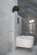 Sea View Penthouse - Spacious Terraces