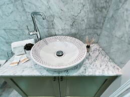 Sea View Penthouse - Spacious Terraces