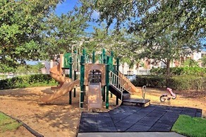 Caribbean Breeze Pool Home 3 Miles to Disney