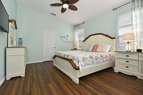 Caribbean Breeze Pool Home 3 Miles to Disney