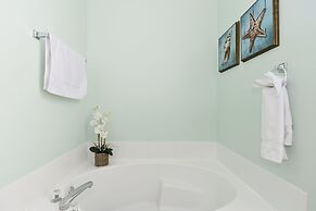 Caribbean Breeze Pool Home 3 Miles to Disney