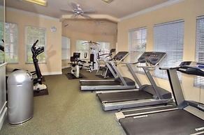 Caribbean Breeze Pool Home 3 Miles to Disney