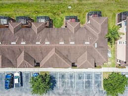 Regal Oaks Getaway Resort Living Near Disney