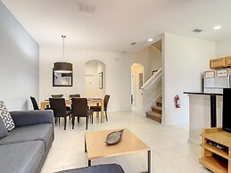 Regal Oaks Getaway Resort Living Near Disney