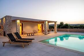 Kastri Hill Luxury Villas