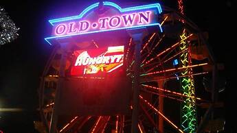 Stunning Regal Oaks 4BR w Pool Spa Near Disney