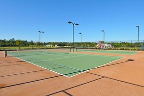 Family Oasis Near Disney - Pool Resort Access