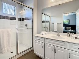 Family Oasis Near Disney - Pool Resort Access