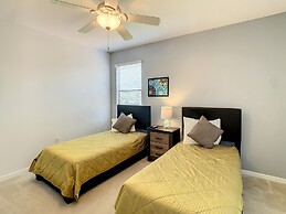 Family Oasis Near Disney - Pool Resort Access