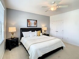 Family Oasis Near Disney - Pool Resort Access