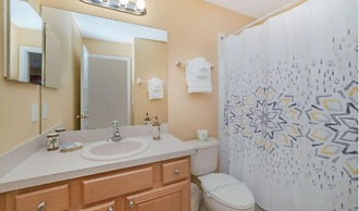 Emerald Island Getaway Sleeps 13