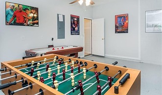 Emerald Island Getaway Sleeps 13