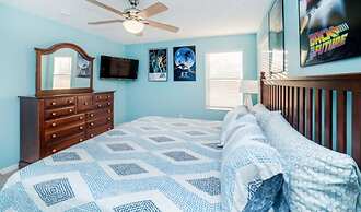 Emerald Island Getaway Sleeps 13