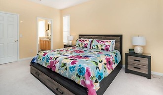 Emerald Island Getaway Sleeps 13