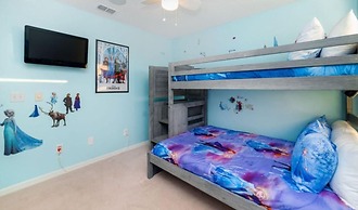 Emerald Island Getaway Sleeps 13