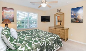 Emerald Island Getaway Sleeps 13