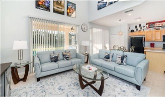 Emerald Island Getaway Sleeps 13