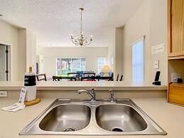 Spacious Emerald Escape - 12 Mins to Disney