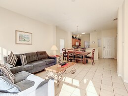 Spacious Emerald Escape - 12 Mins to Disney