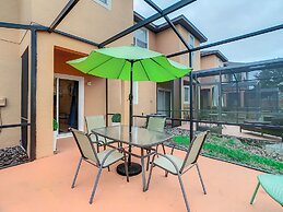 Spacious Regal Oaks Townhome by Disney