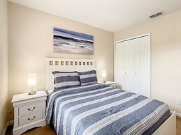 Spacious Regal Oaks Townhome by Disney