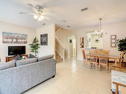 Spacious Regal Oaks Townhome by Disney
