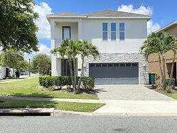 Elegant Family Home Pool Spa Themed Rooms