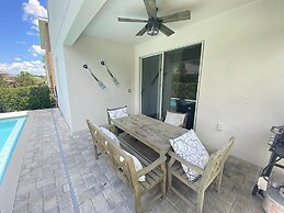 Elegant Family Home Pool Spa Themed Rooms