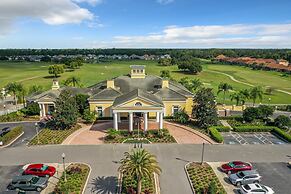Spacious Family Villa w Pool Themed Bedrooms