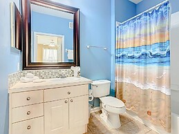 Spacious Windsor Palms Retreat - 11 Min to Disney