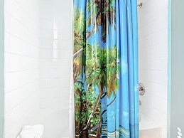 Spacious Windsor Palms Retreat - 11 Min to Disney