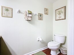 Adventureland Oasis - Resort Near Disney