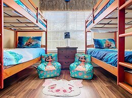 Adventureland Oasis - Resort Near Disney