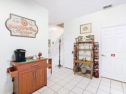 Adventureland Oasis - Resort Near Disney