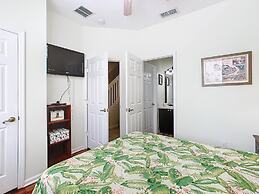 Adventureland Oasis - Resort Near Disney