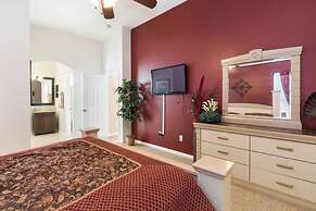 Windsor Palms Villa Pool Close to Disney