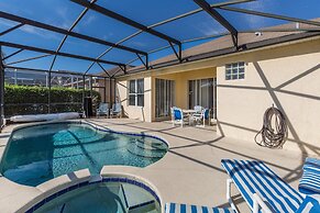 Windsor Palms Villa Pool Close to Disney