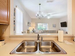 Family Getaway 4BR Townhome by Old Town