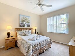 Family Getaway 4BR Townhome by Old Town