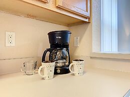 Family Getaway 4BR Townhome by Old Town